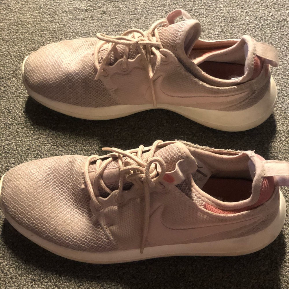 comfy sneakers